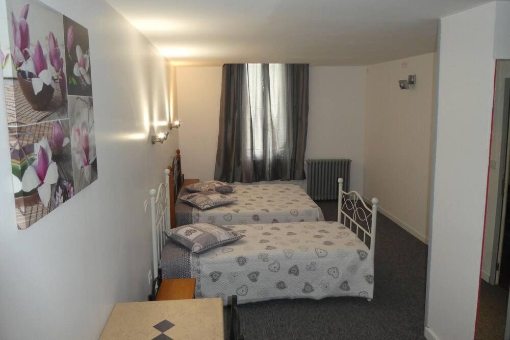 Etanit ! Etape Calme Et Parking Velo, Bicycle - Connection Tous A 1Mn Bus,Train Et Aeroport - Plein Centre De Beziers Pour Visiter,Manger - Chambres Climatisees, Spacieuses Amenagees Pour Singles, Couple, Et Ou Familles - Consigne Et Petit Dej En Plu بزييه المظهر الخارجي الصورة