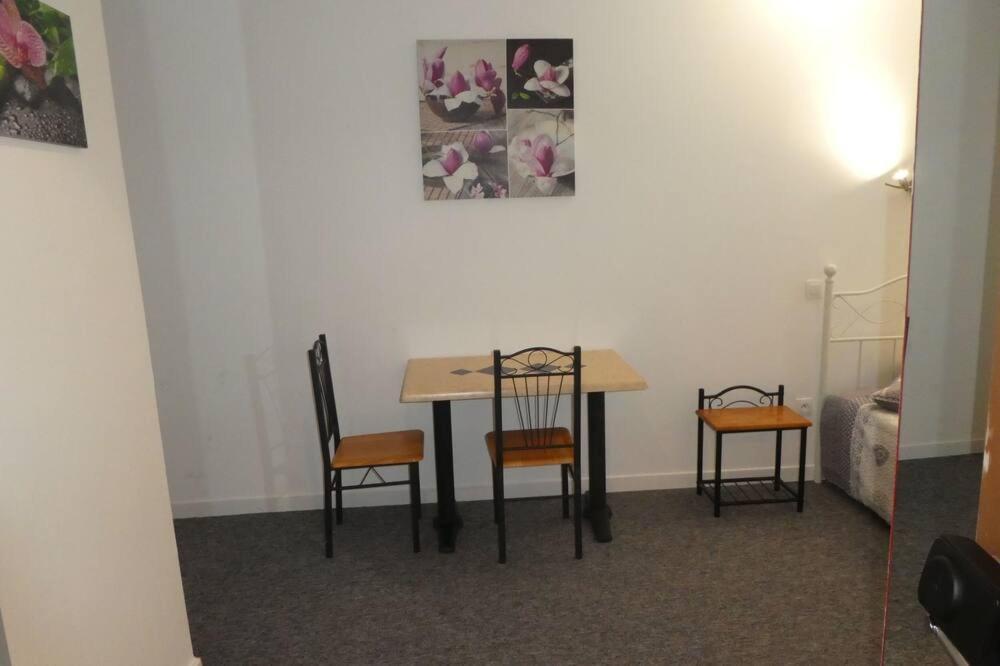 Etanit ! Etape Calme Et Parking Velo, Bicycle - Connection Tous A 1Mn Bus,Train Et Aeroport - Plein Centre De Beziers Pour Visiter,Manger - Chambres Climatisees, Spacieuses Amenagees Pour Singles, Couple, Et Ou Familles - Consigne Et Petit Dej En Plu بزييه المظهر الخارجي الصورة